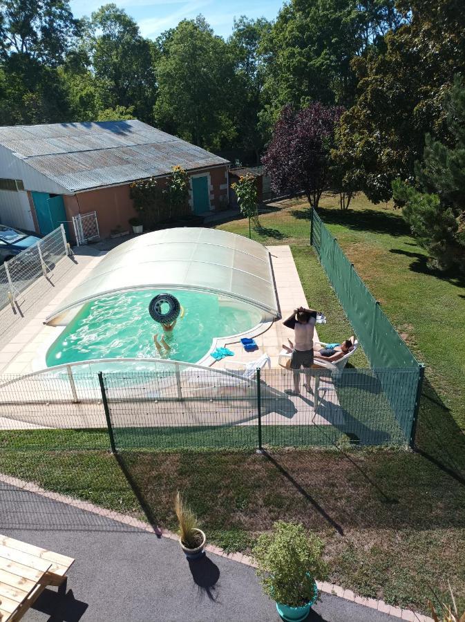 Logis de LANGE studio 2 p Saint-Hilaire-la-Palud Esterno foto